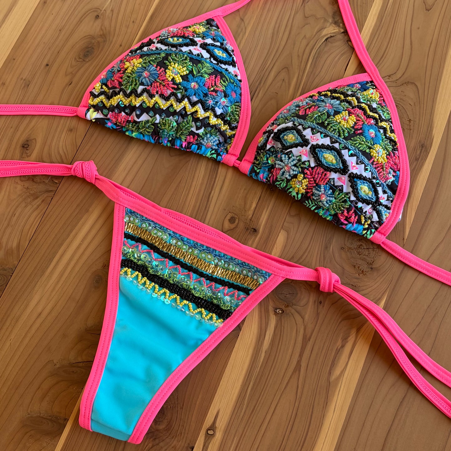 Perla - Premium Hand-Embroidered Colombian Bikini – Multicolor Tropical Print