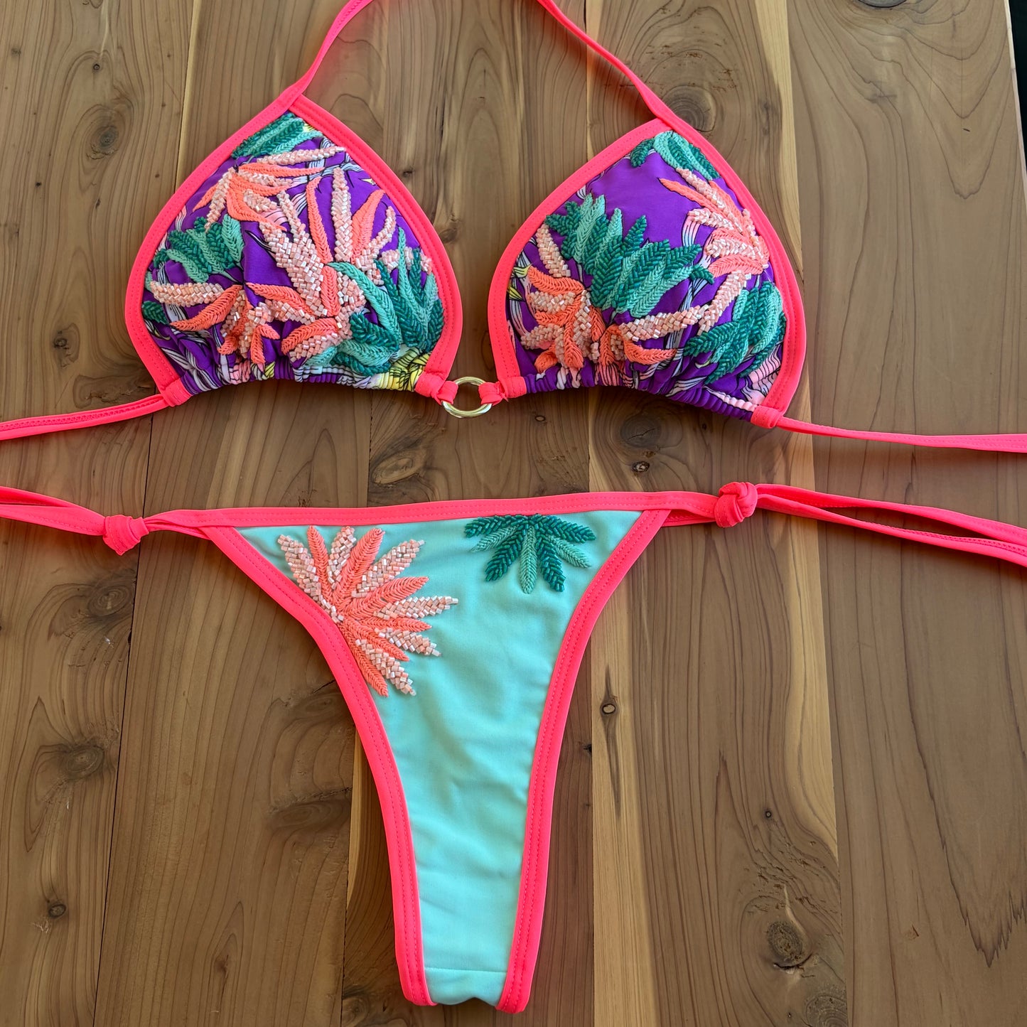 Mía - Premium Hand-Embroidered Colombian Bikini – Multicolor Tropical Print