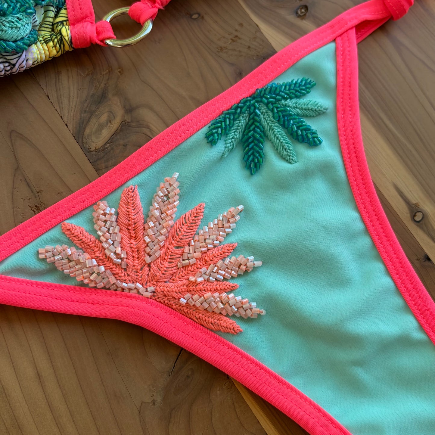 Mía - Premium Hand-Embroidered Colombian Bikini – Multicolor Tropical Print